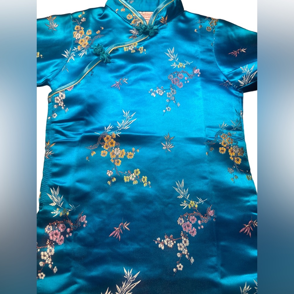 Chinese Classic Satin Dress for kids size 6 - Picture 2 of 6